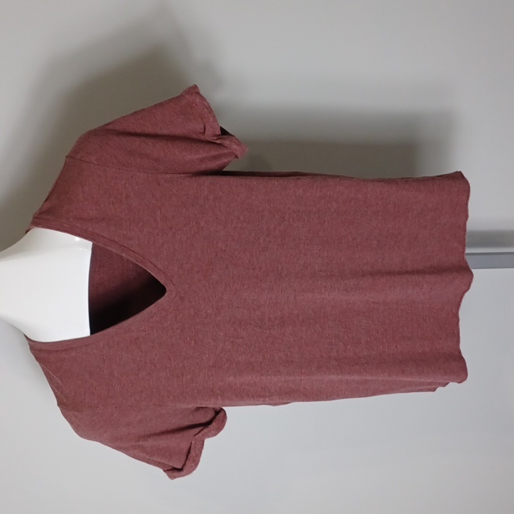 Kit And Ace Cuffed Brushed Cashmere Blend V-Neck Tee - Small